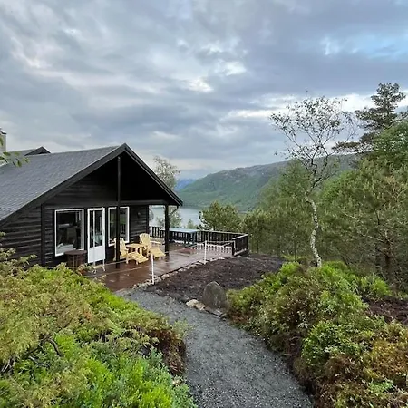 בית נופש Mountain Between Pulpit Rock And Kjerag Frafjord