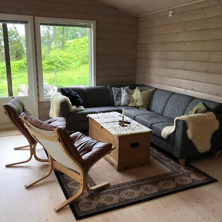 בית נופש Mountain Between Pulpit Rock And Kjerag *